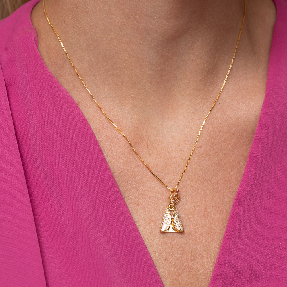 COLAR NOSSA SENHORA COM MANTO CRISTAL BANHO OURO 18K