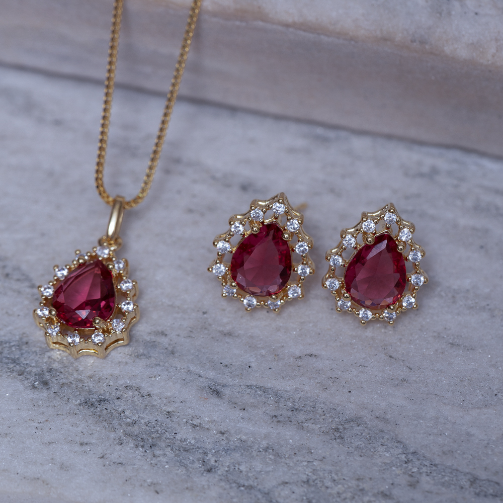 CONJUNTO GOTA VERMELHO RUBI COM ZIRCÔNIAS CRISTAIS BANHO OURO 18K