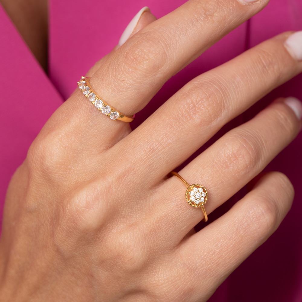 ANEL FLORZINHA COM PEDRINHA CRISTAL BANHO OURO 18K