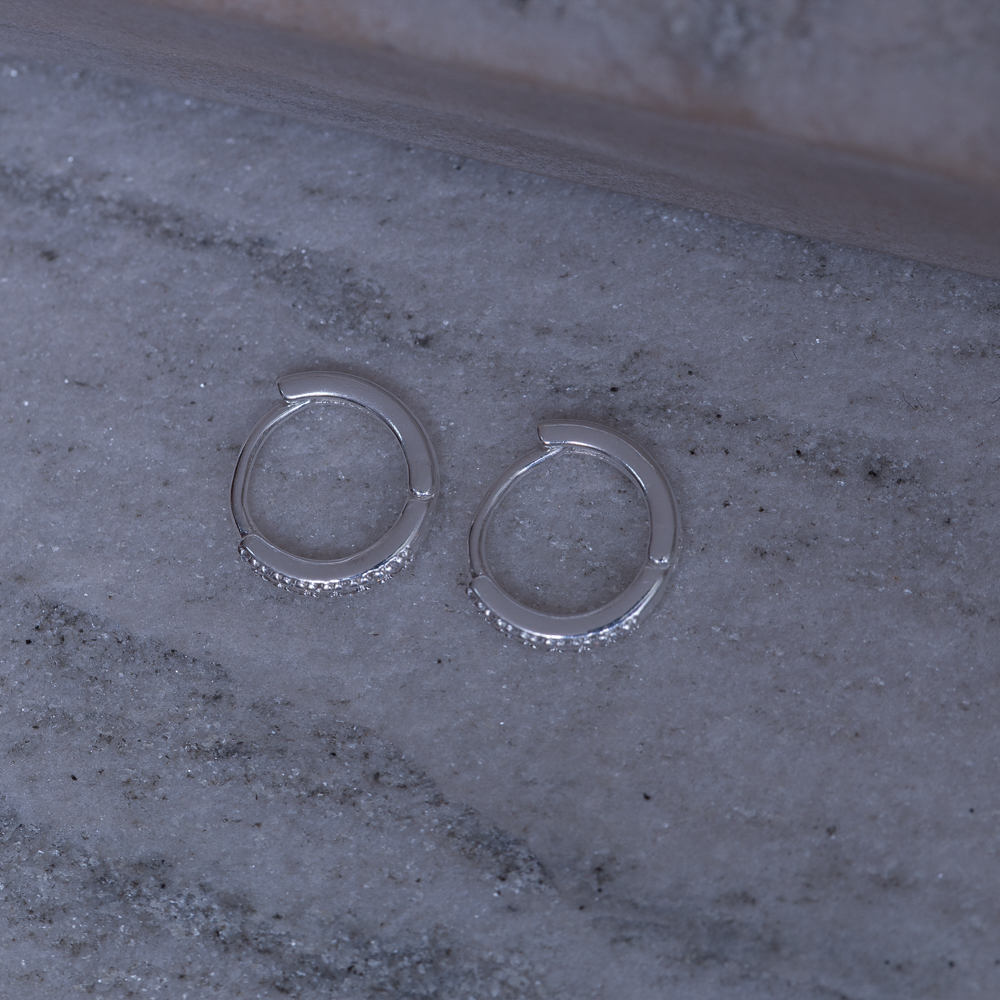 BRINCO ARGOLA P FINA CRAVEJADA BANHO PRATA