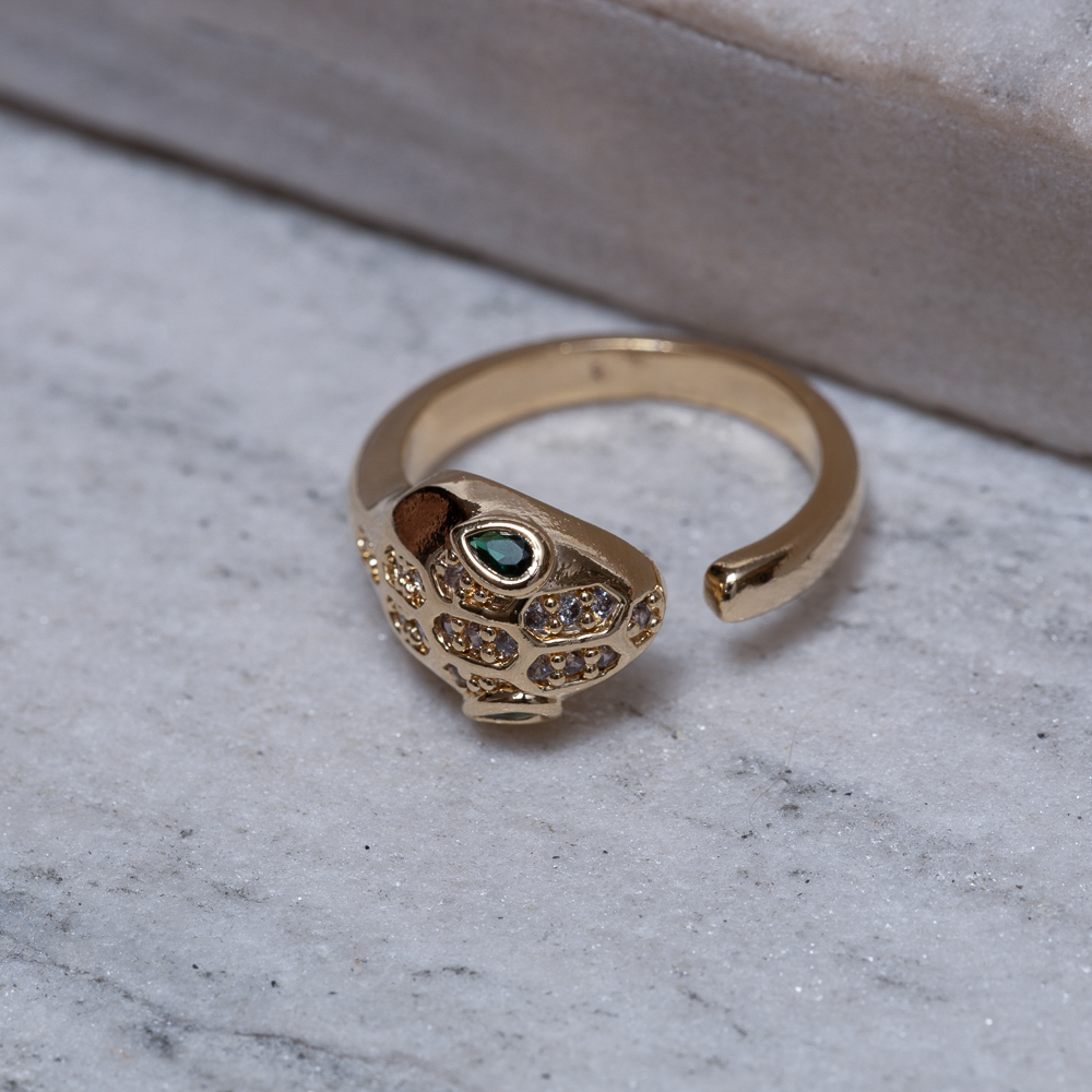 ANEL COBRA CRAVEJADA COM OLHOS VERDES BANHO OURO 18K