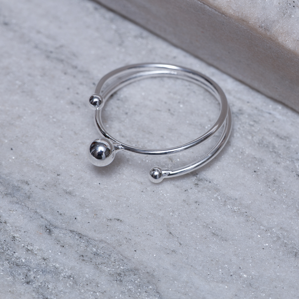 ANEL TRIPLO COM TRÊS ESFERAS BANHO PRATA