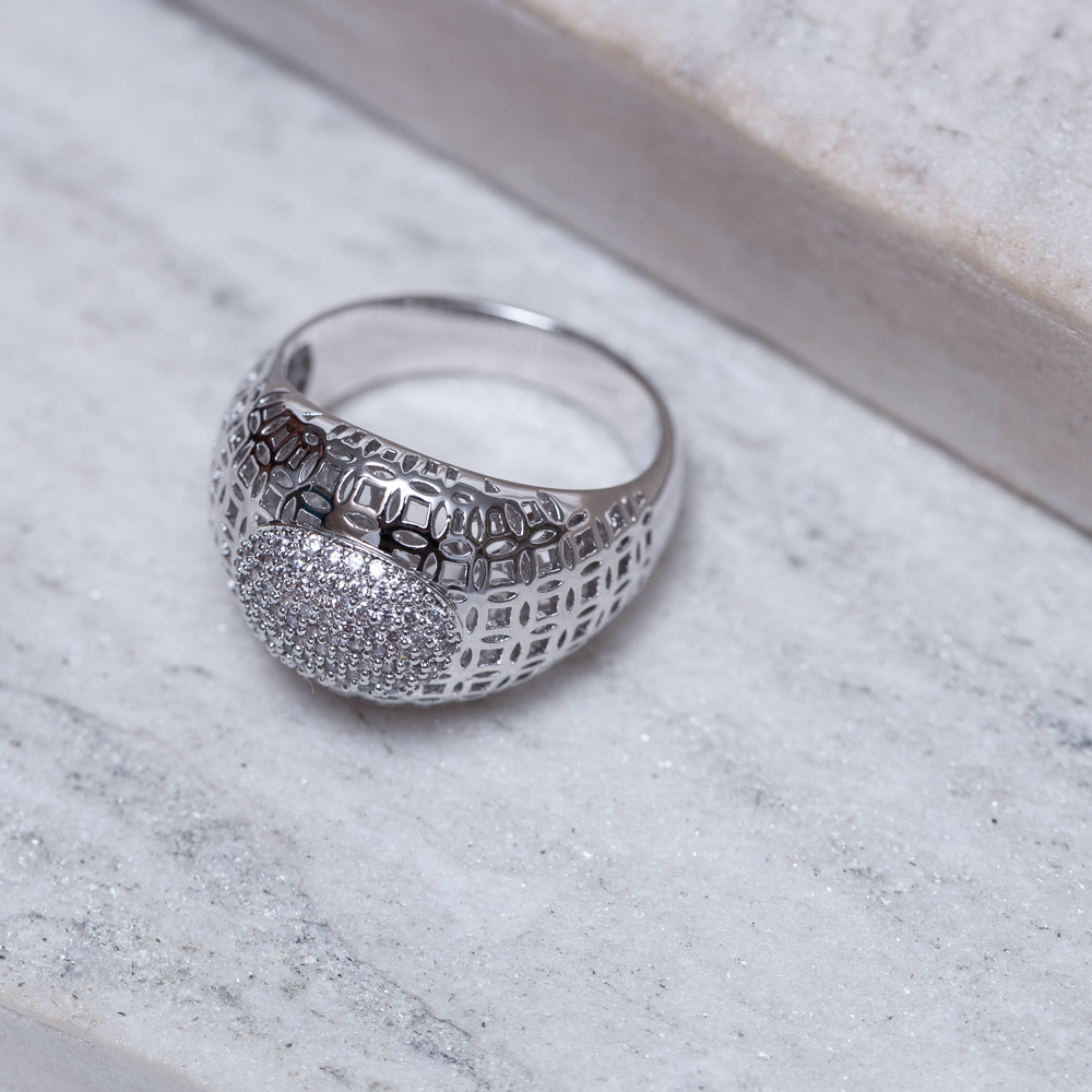 ANEL TRABALHADO COM ZIRCÔNIAS BANHO RÓDIO BRANCO