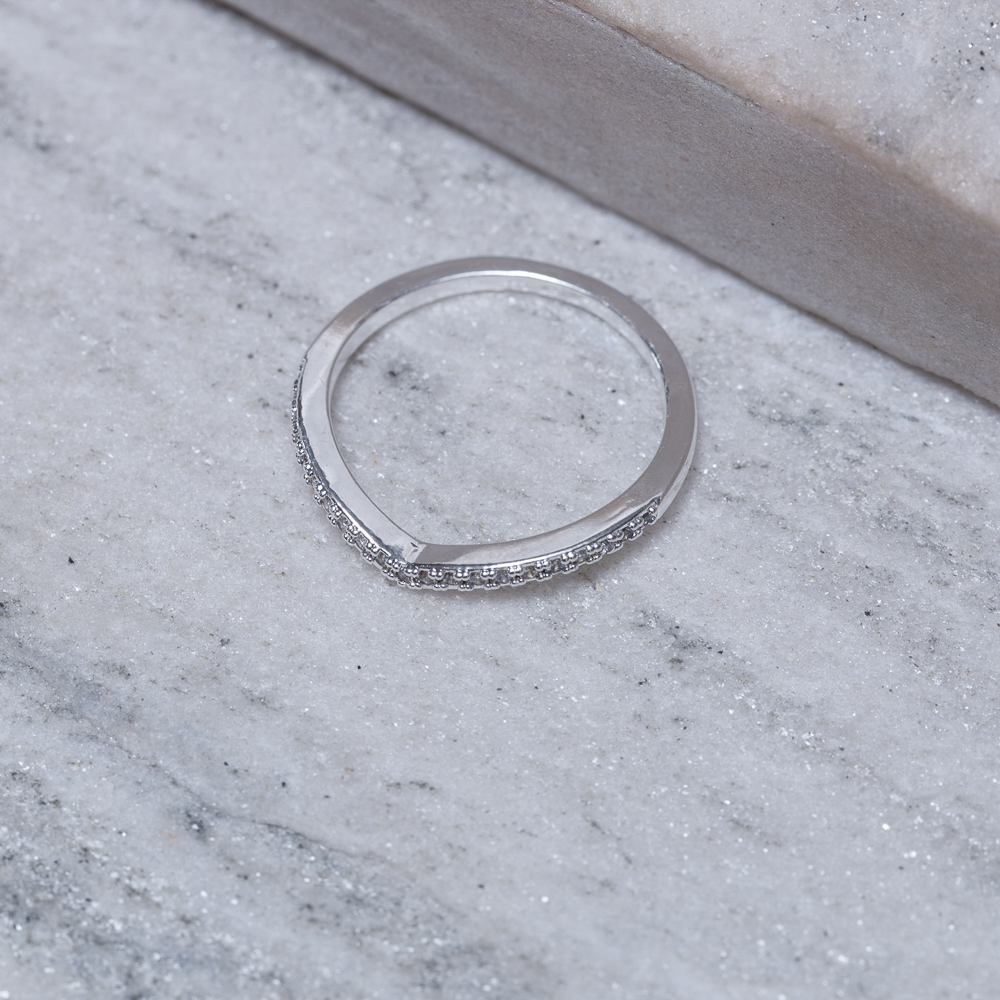 ANEL ONDINHA DO MAR COM CRAVEJADA BANHO PRATA