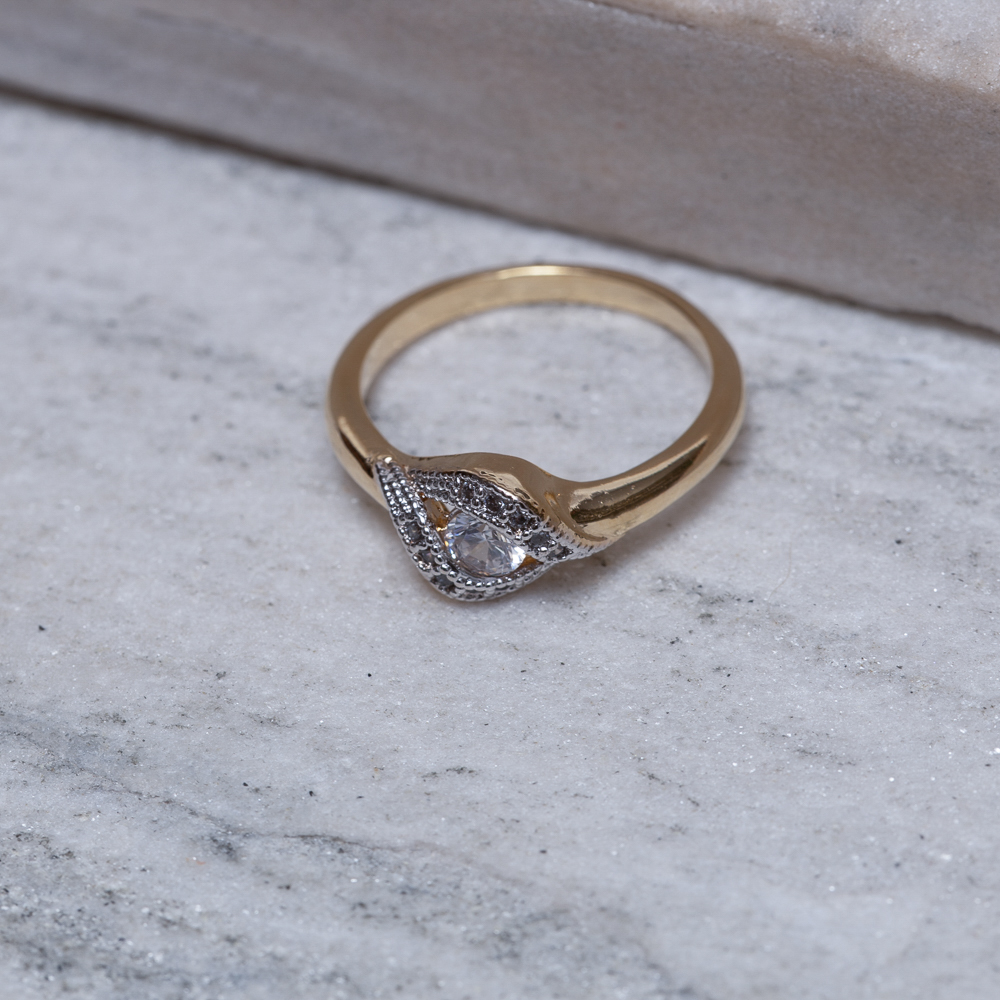 ANEL SOLITÁRIO TORCIDO COM CANETA RÓDIO BRANCO BANHO OURO 18K