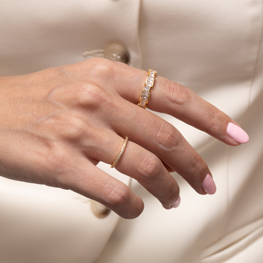 ANEL APARADOR ÚNICO FINO CRAVEJADO BANHO OURO 18K