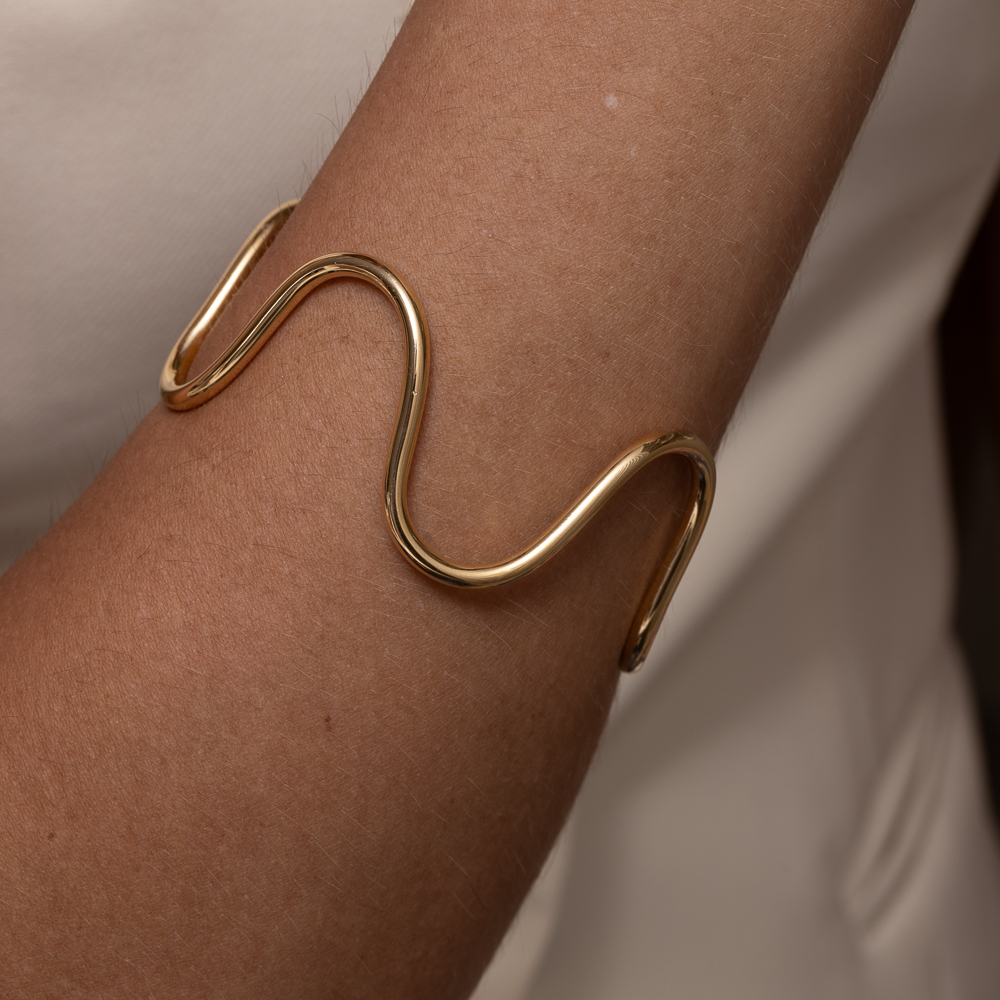 BRACELETE ONDULADO LISO GROSSO BANHO OURO 18K