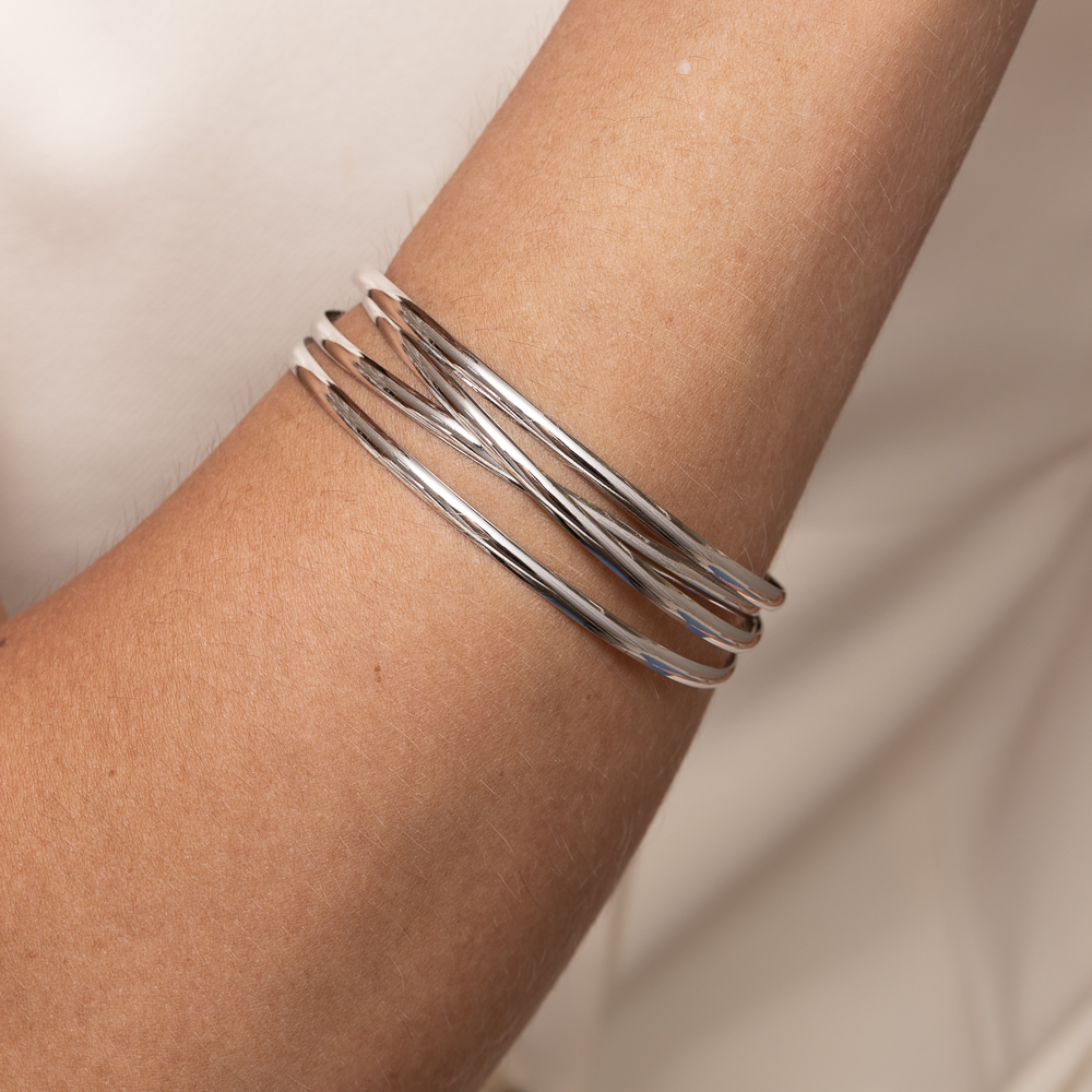 BRACELETE QUATRO AROS BANHO RÓDIO BRANCO