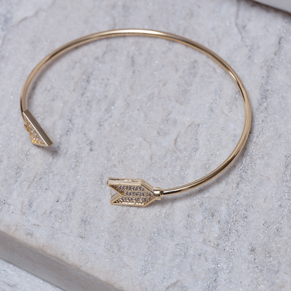 BRACELETE FLECHA CRAVEJADA BANHO OURO 18K