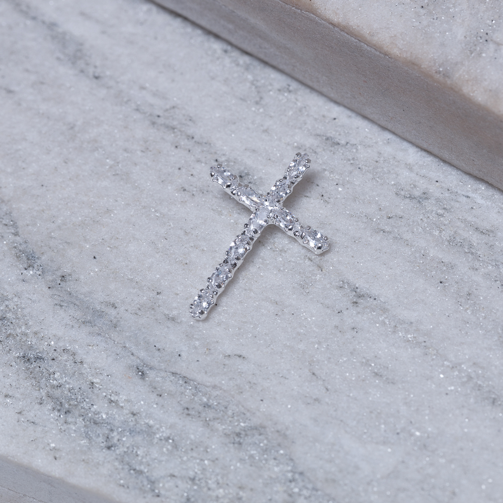 PINGENTE CRUZ COM PEDRAS CRISTAIS BANHO PRATA