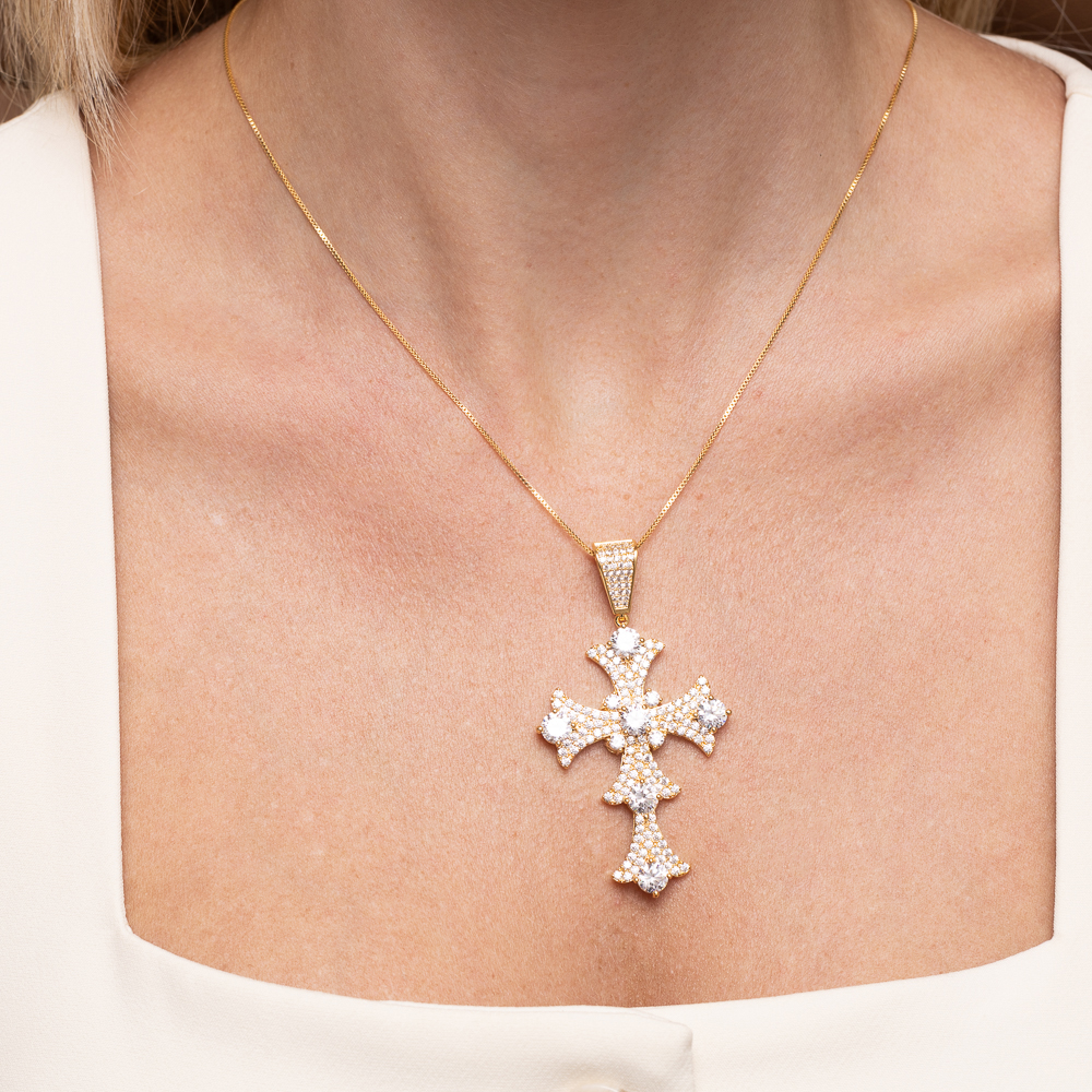 COLAR CRUZ CRAVEJADA E COM ZIRCÔNIAS BANHO OURO 18K