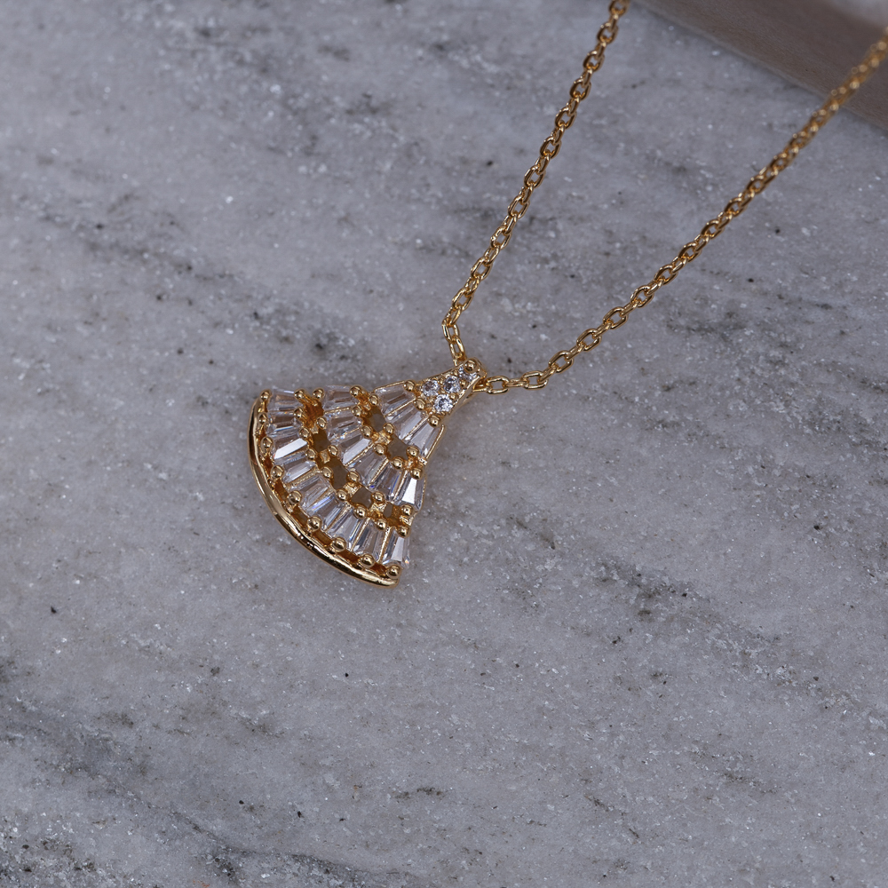 COLAR LEQUE COM ZIRCÔNIAS NAVETES BANHO OURO 18K