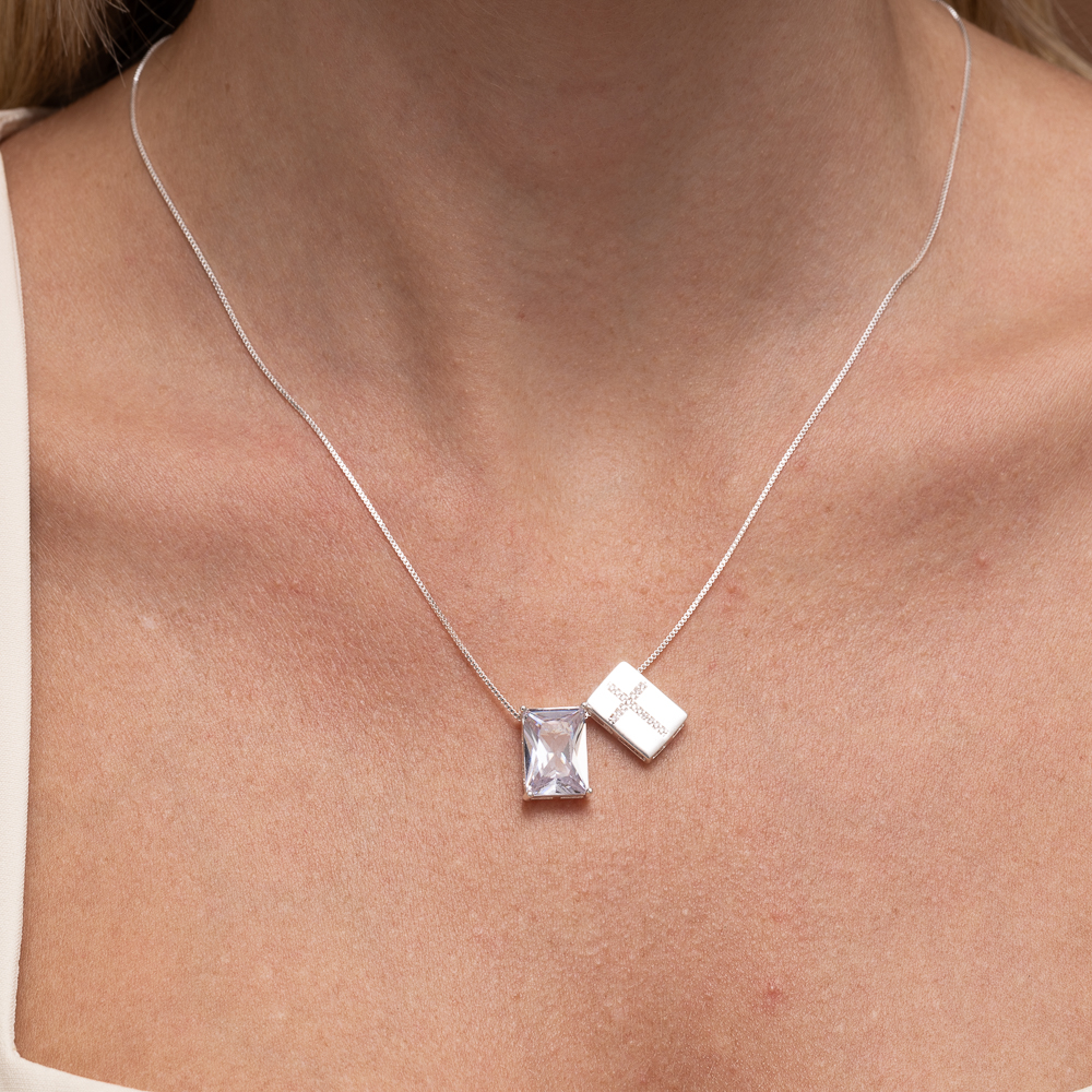 COLAR LONGO CRUZ CRAVEJADA E PEDRA CRISTAL BANHO PRATA