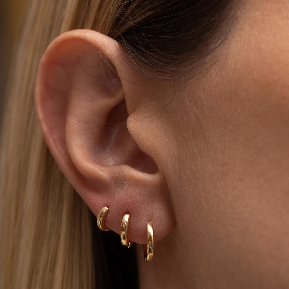 BRINCO ARGOLINHA LISA P BANHO OURO 18K