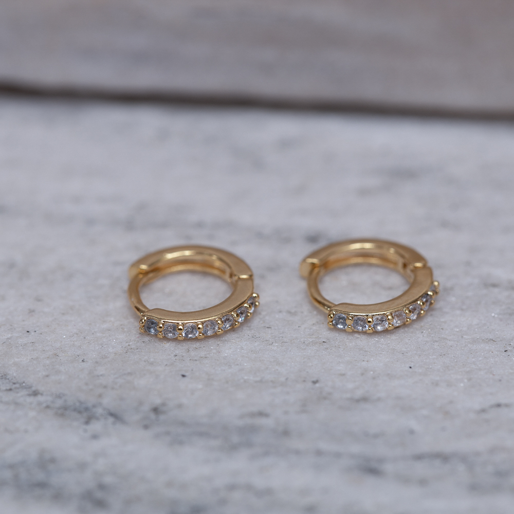 BRINCO ARGOLINHA PP COM ZIRCÔNIAS BANHO OURO 18K