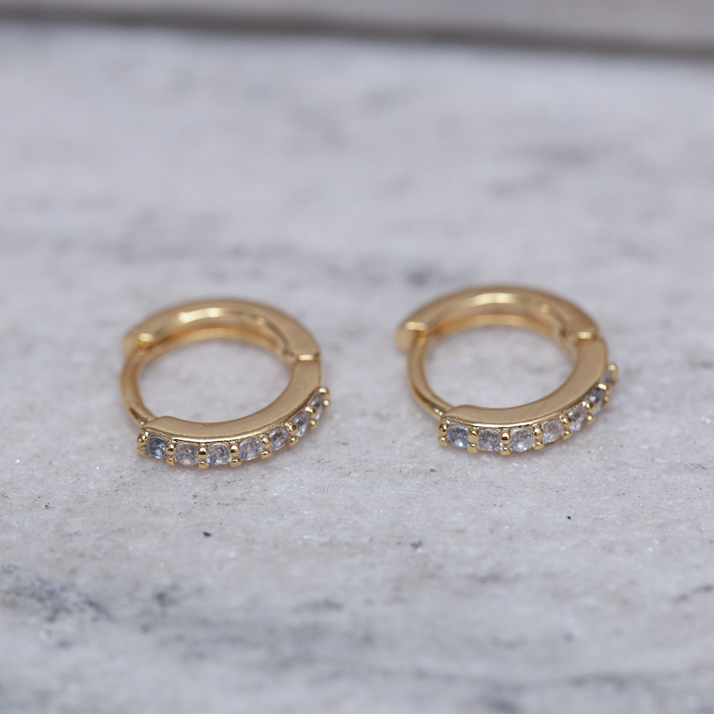 BRINCO ARGOLINHA PP COM ZIRCÔNIAS BANHO OURO 18K