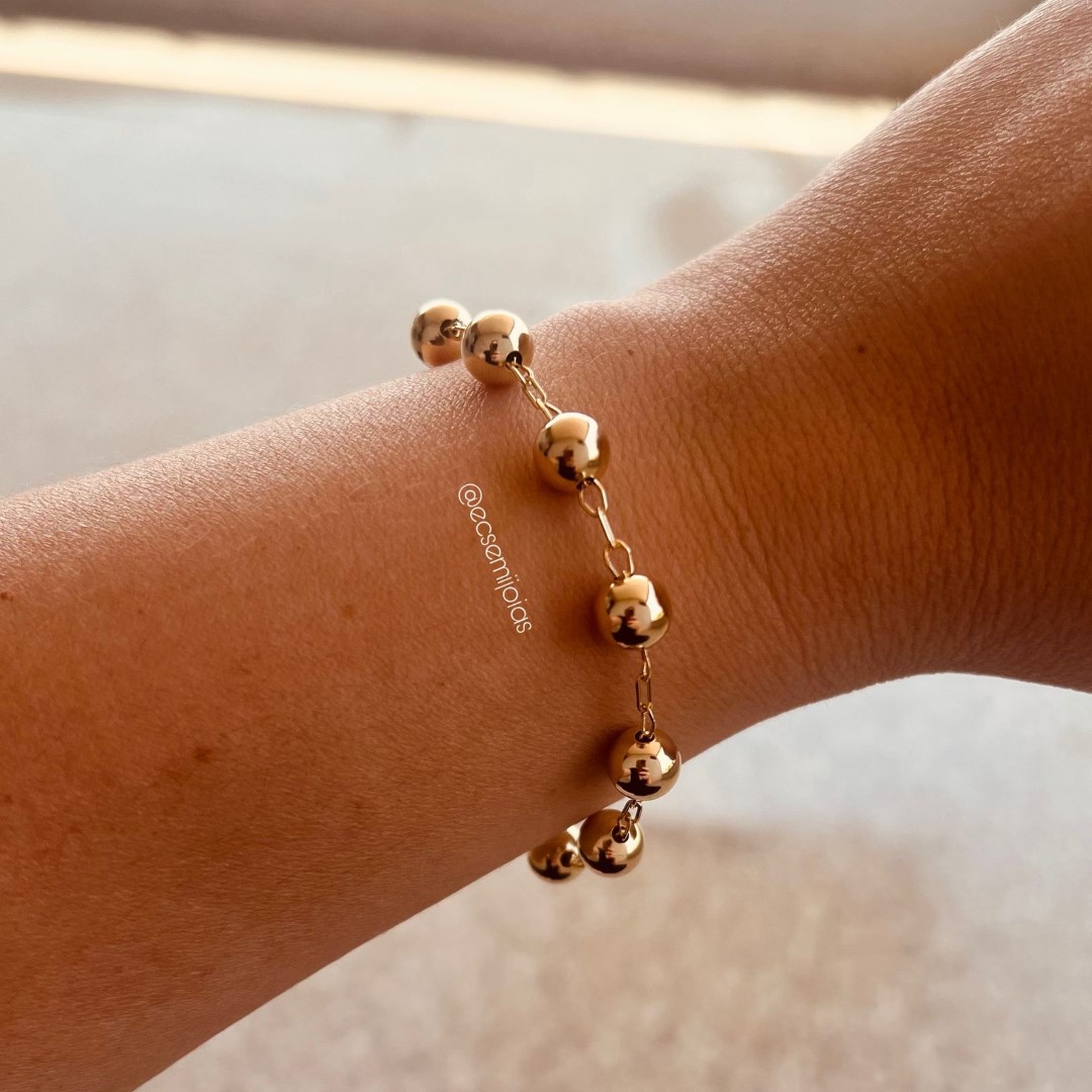 Pulseira com várias bolas lisas 8mm - 20cm - banhado a ouro 18k