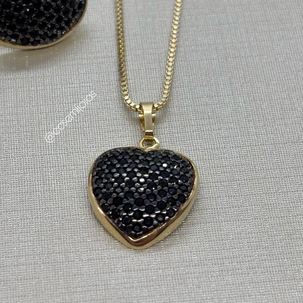 Conjunto de brinco e colar de coração cravejado - 45cm - banhado a ouro 18k