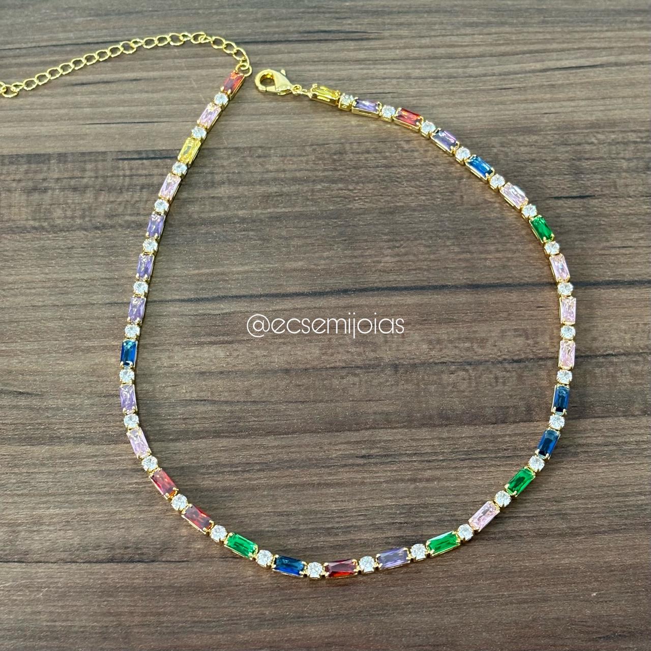 Choker de elos com 100% de zircônias baguetes e redondas intercaladas - 18cm - banhado a ouro 18k