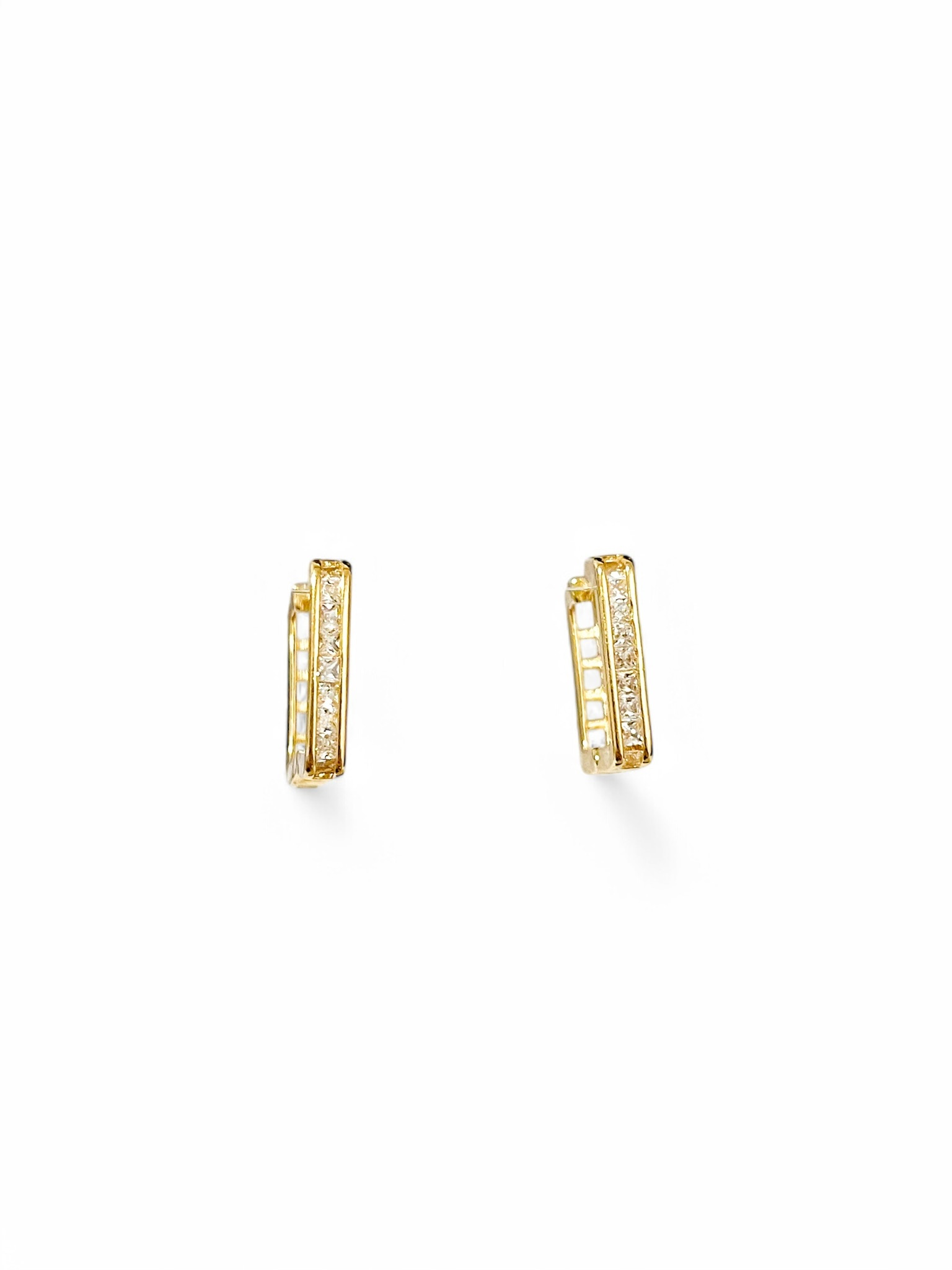 BRINCO ARGOLA QUADRADA ZIRCONIA CRISTAL