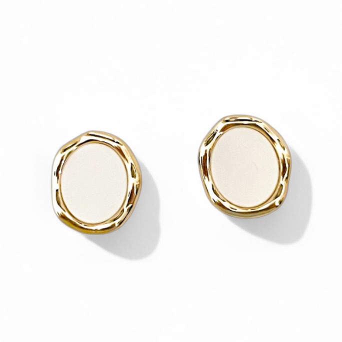 BRINCO OVAL MADREPEROLA ORGANICO