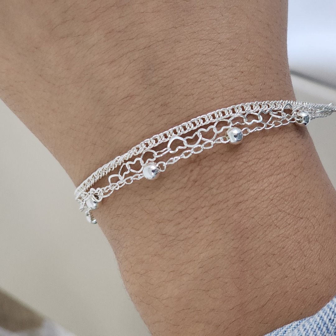Pulseira Tripla Corações e Bolinhas Lisos