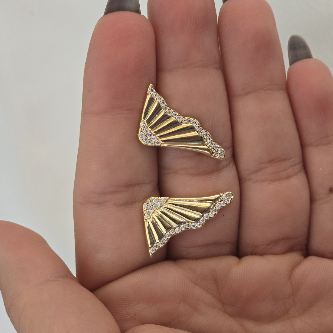 Brinco Delicado Liso e Zircônia