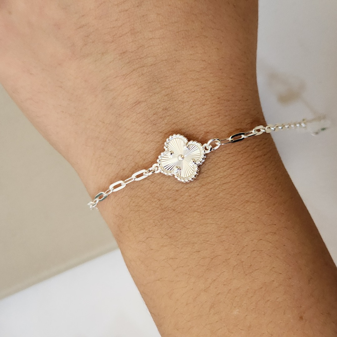 Pulseira Delicada Vancleef