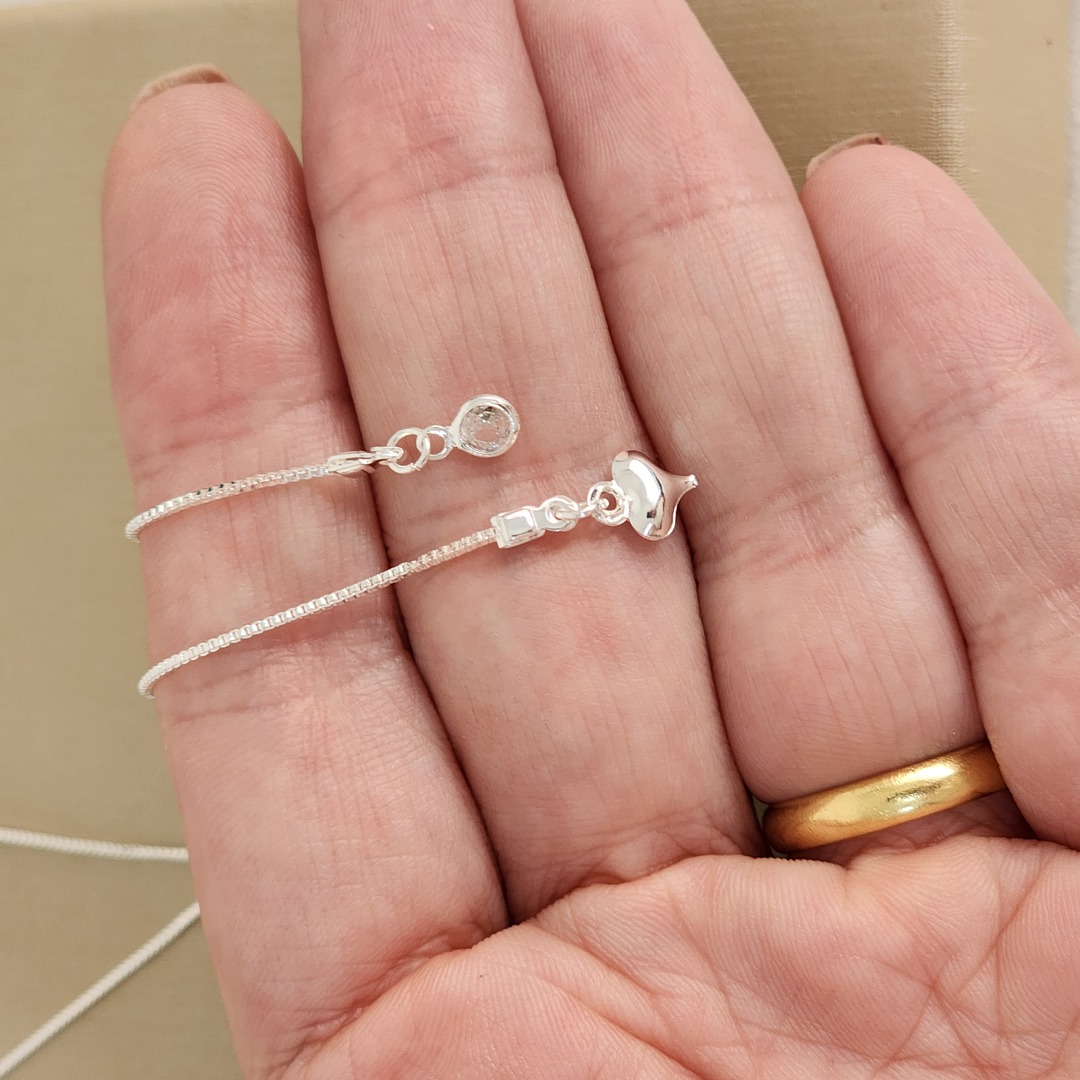 Colar Gravatinha Coração e Zircônia