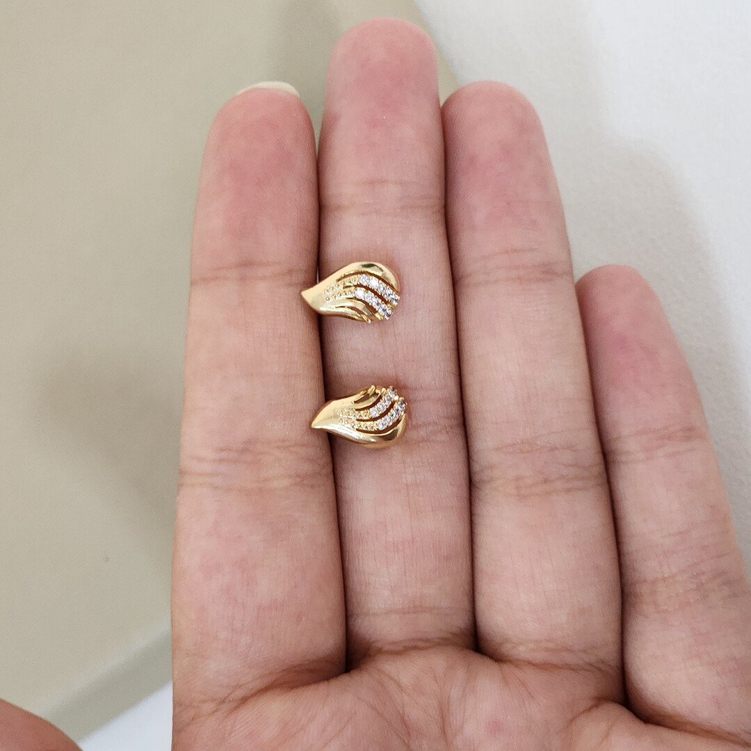 Brinco Gota Delicado Zircônia