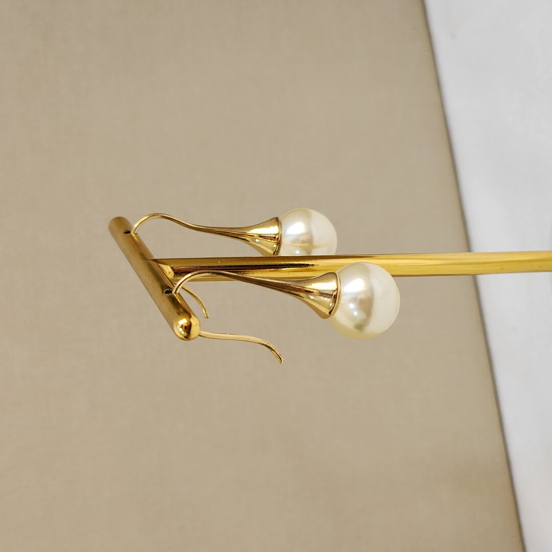 Brinco Gancho Delicado Perola