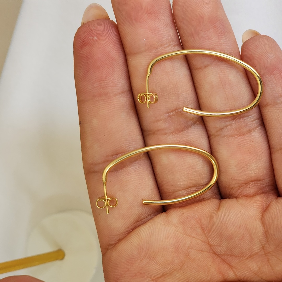 Brinco Meia Argola Liso