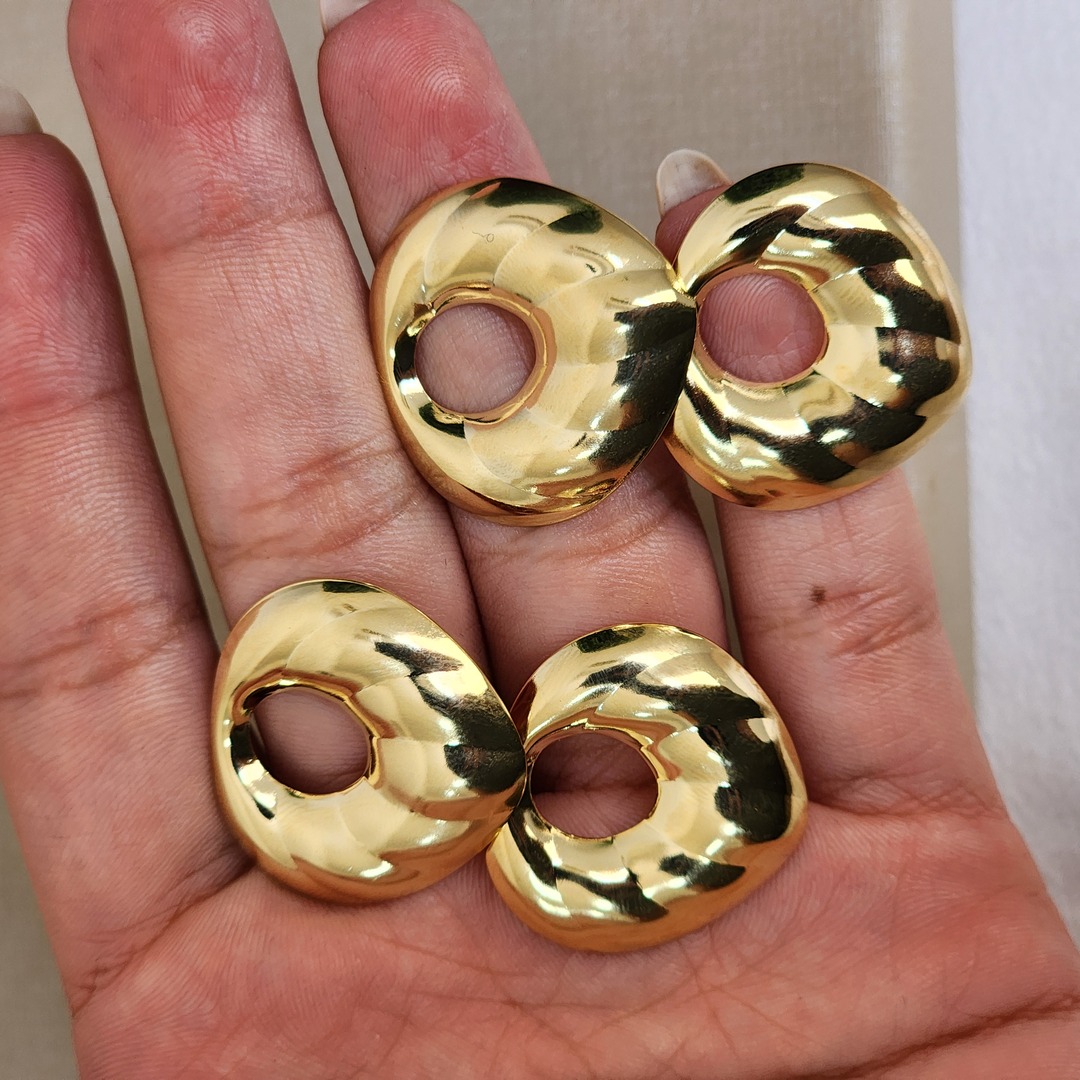 Brinco Maxi Liso Folhas