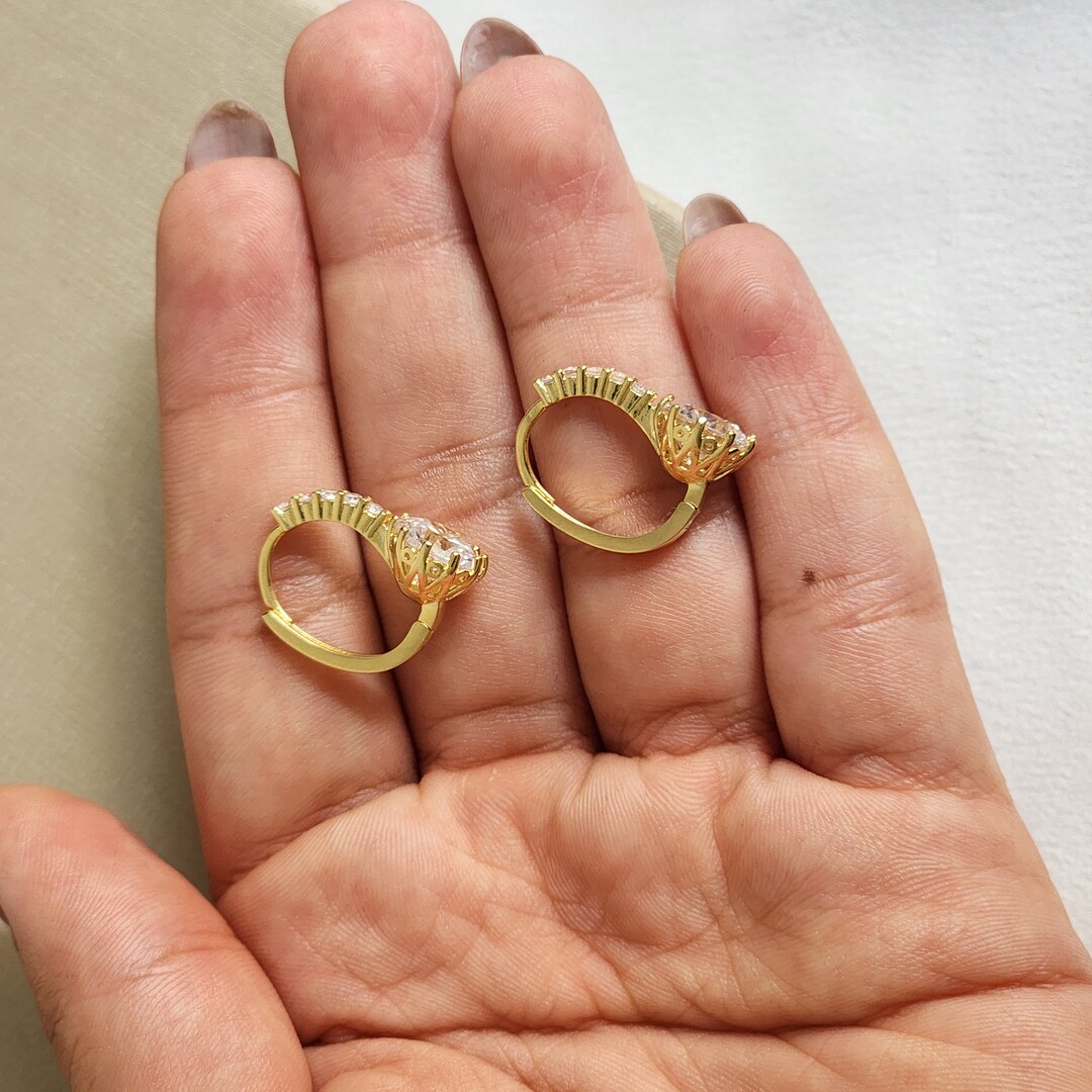 Brinco Argola Zircônia