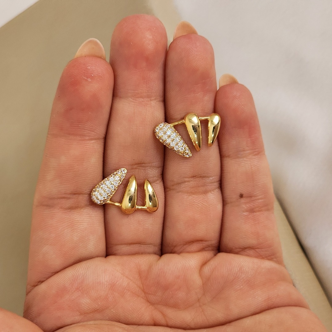 Brinco Earcuff Zircônia