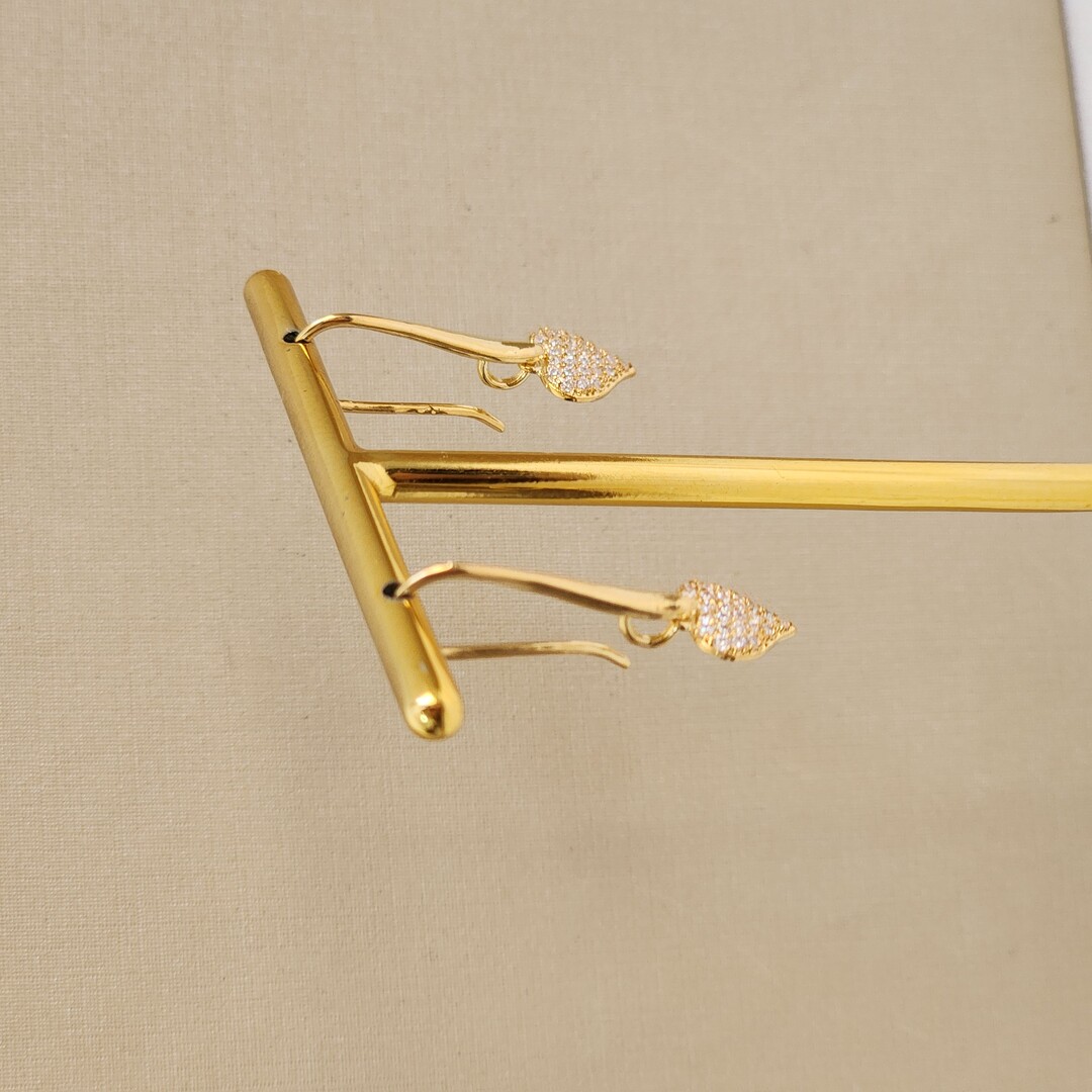 Brinco Gancho Coração Zircônia