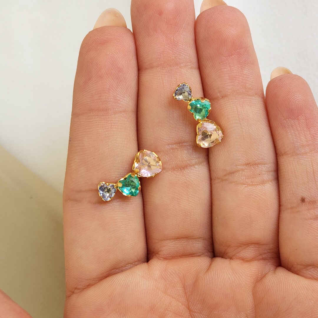 Brinco Earcuff Coração Zircônia Colorida