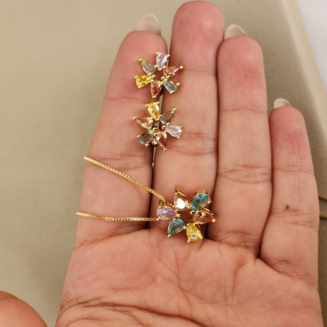 Conjunto Flor Zircônia