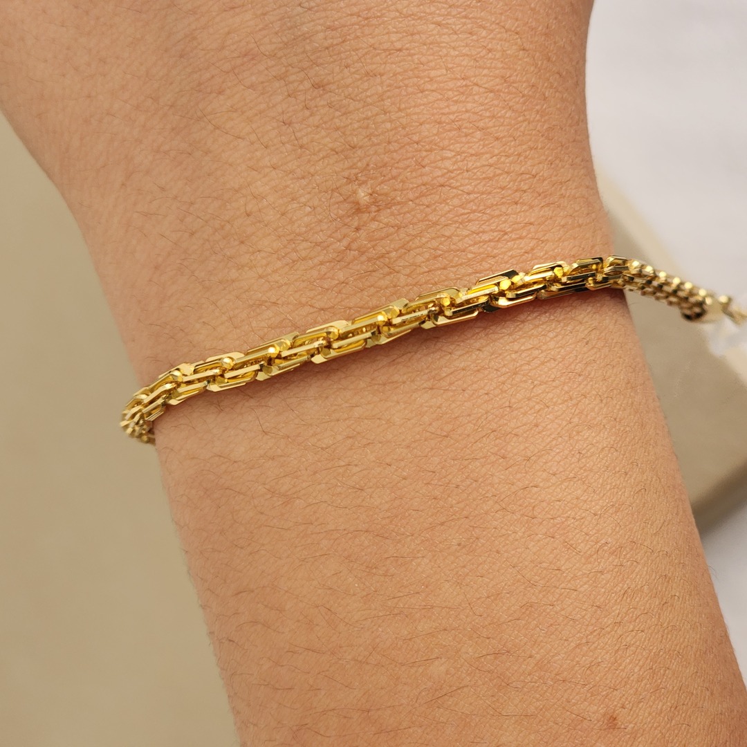 Pulseira Delicada Lisa