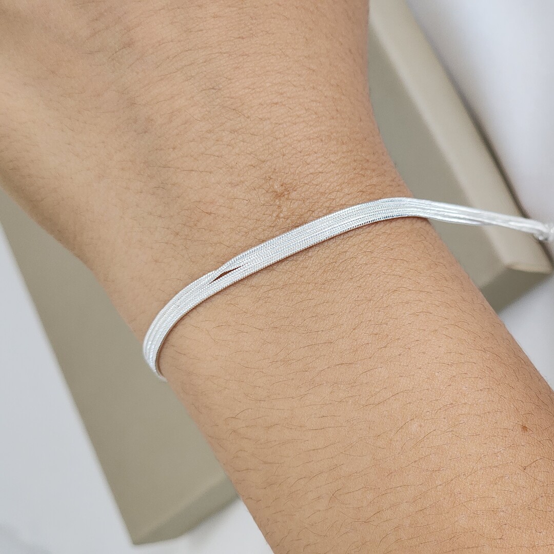 Pulseira Detalhada Lisa