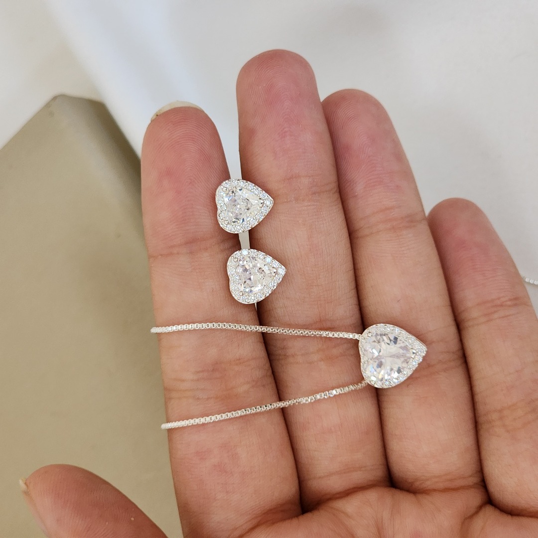 Conjunto Delicado Coração Zircônia
