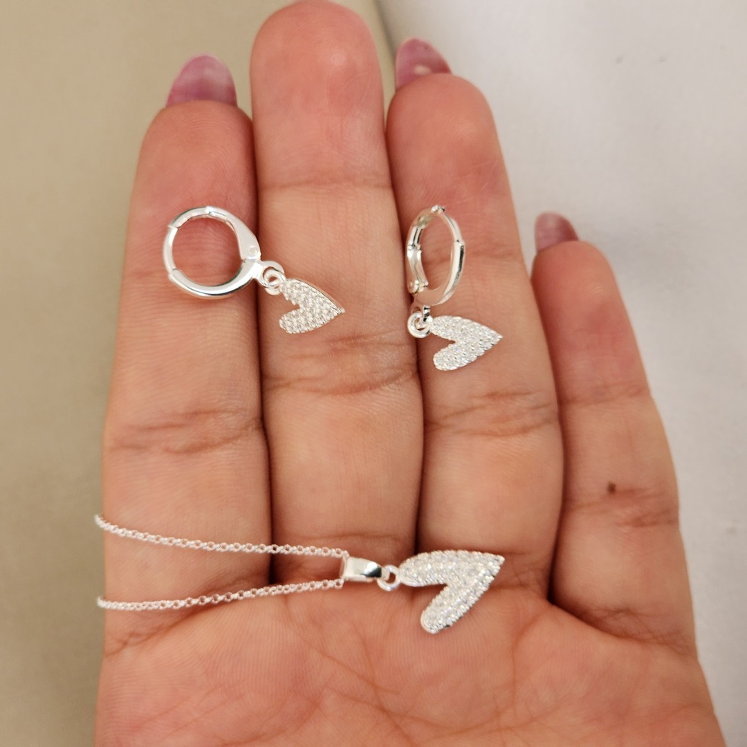 Conjunto Delicado Coração Zircônia