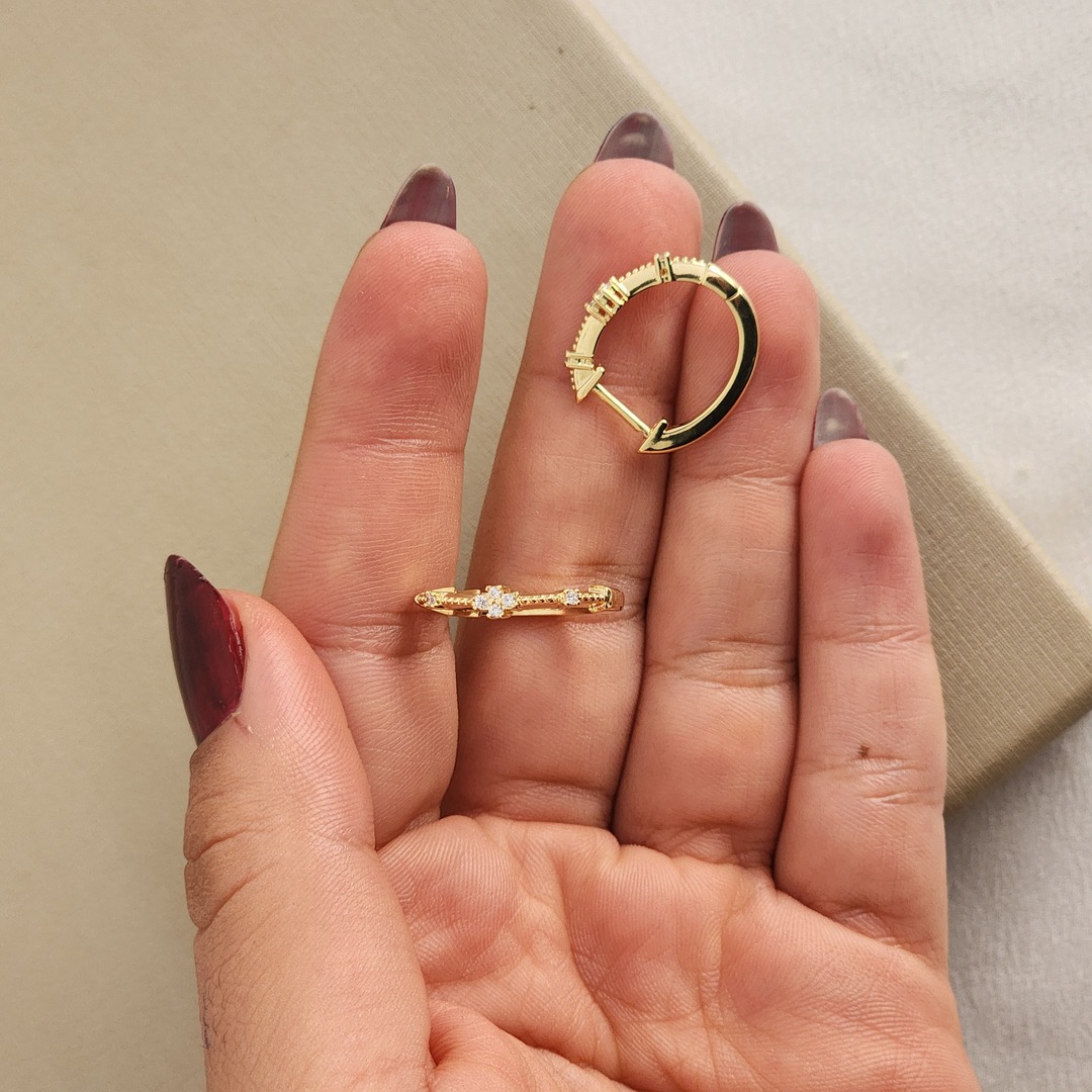 Argola Delicada Zircônia