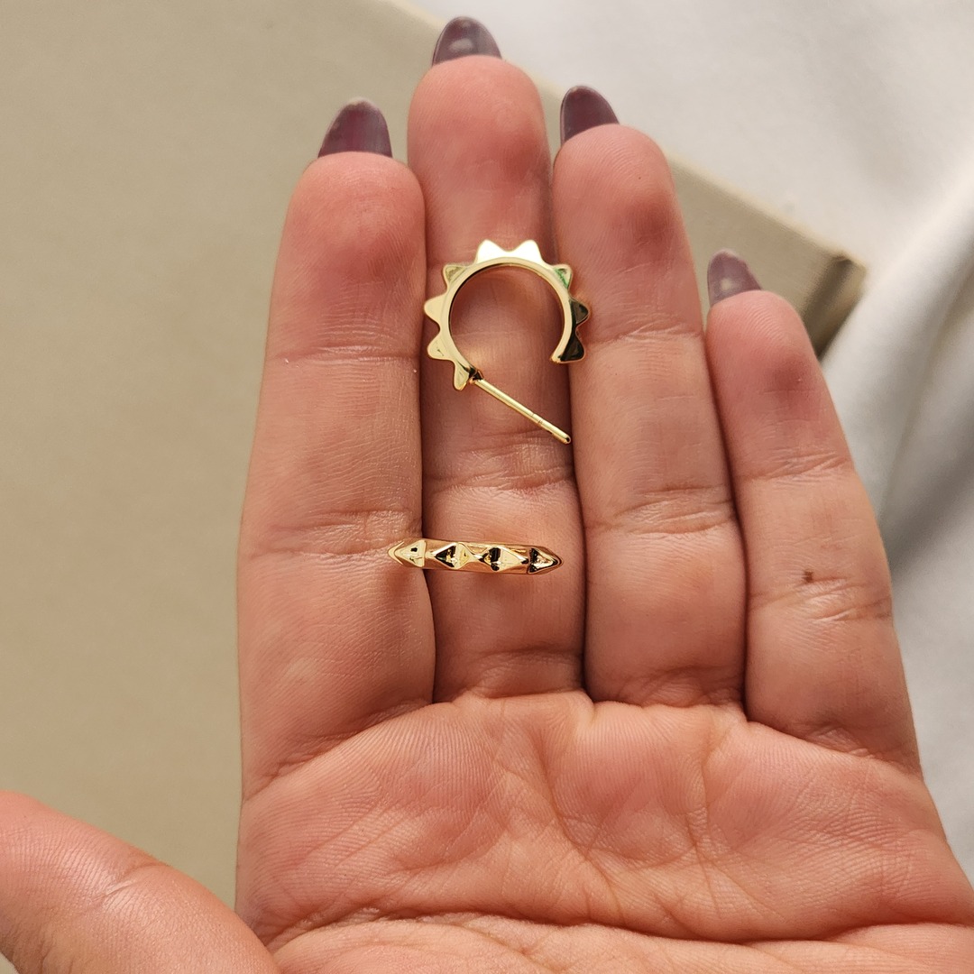 Brinco Meia Argola Liso