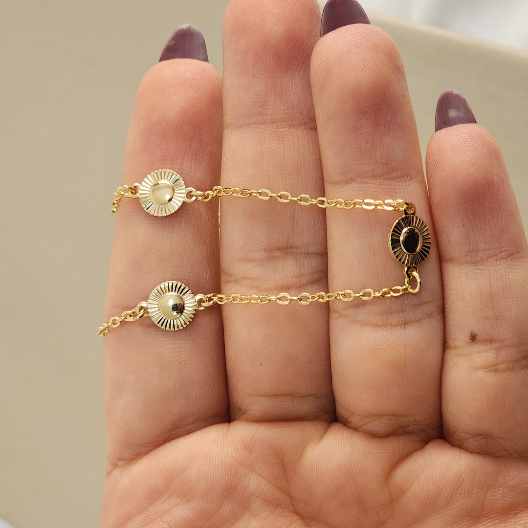 Colar Choker Medalinha