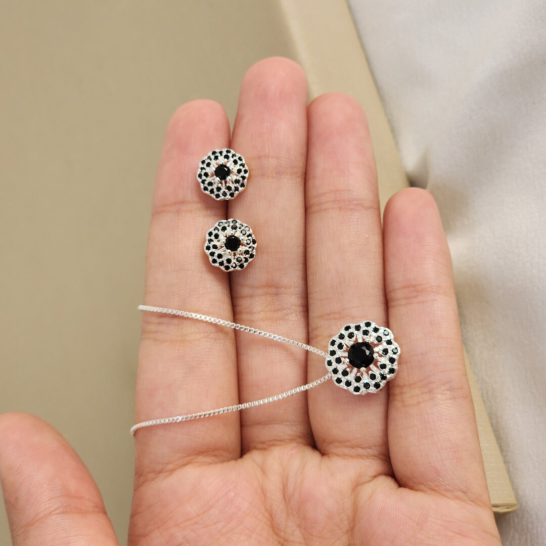 Conjunto Delicado Geométrico