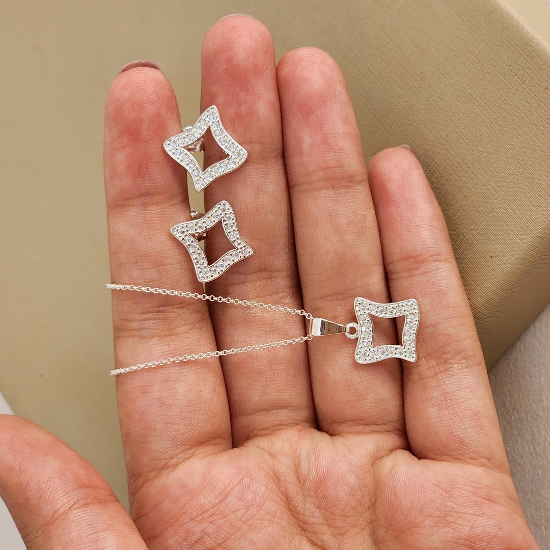 Conjunto Elegante Zircônia