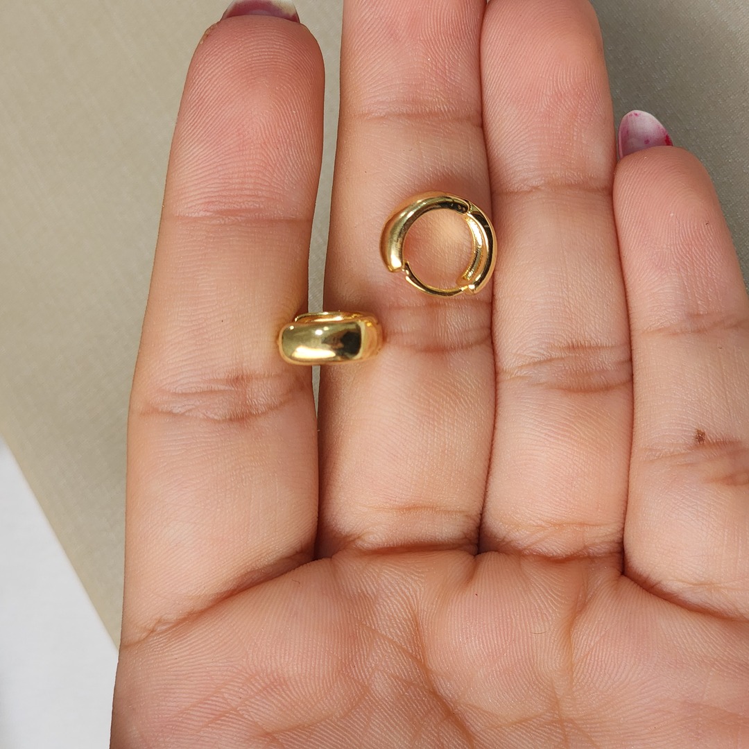 Argola Delicada Lisa