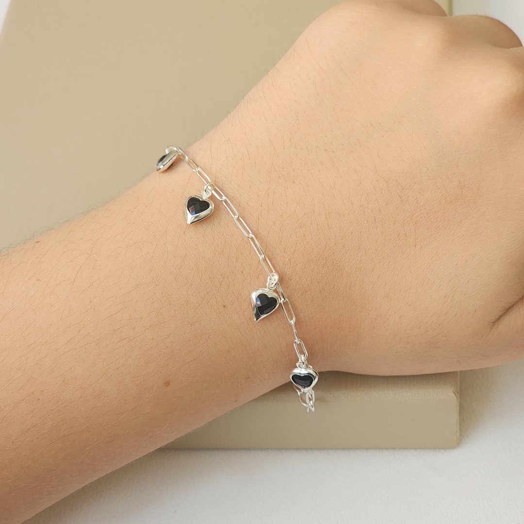 Pulseira Corações