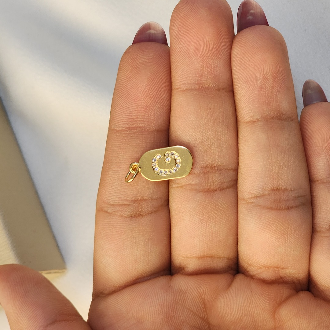 Pingente Plaquinha Letra G